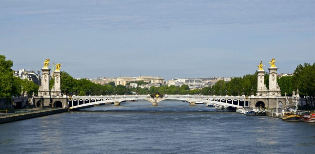 Alexandre III Bridge 15 minute walk away from The Grand Hotel Leveque